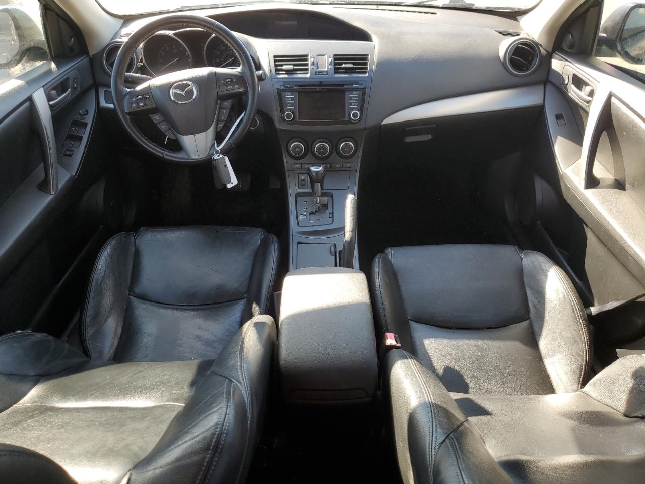 2013 Mazda 3 - Image 8
