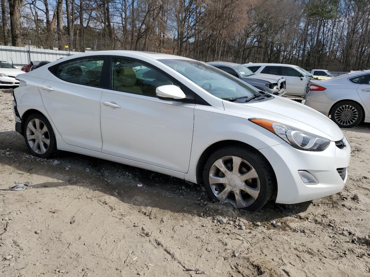 2011 Hyundai Elantra - Image 4