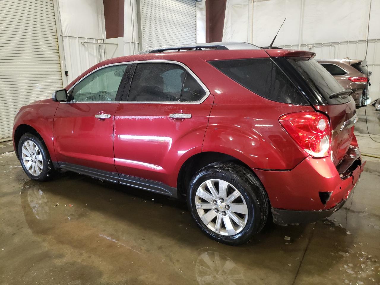 2010 Chevrolet Equinox - Image 2