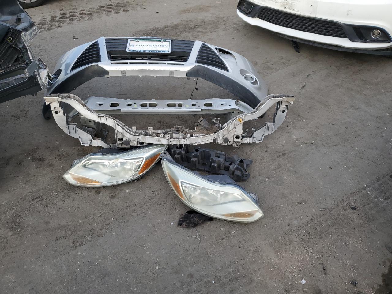 2014 Ford Focus - Image 12
