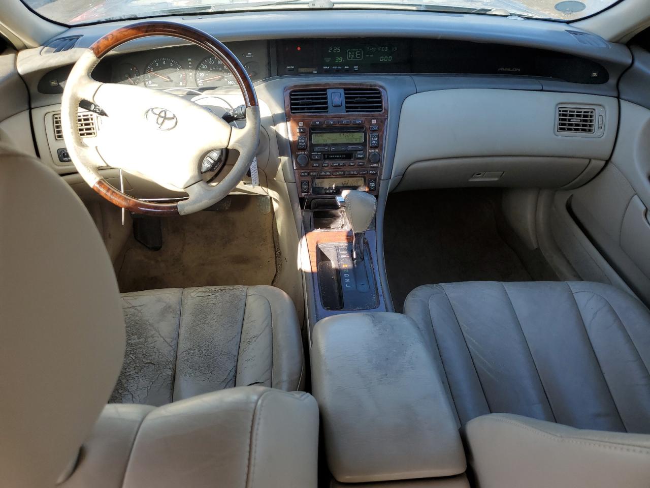 2003 Toyota Avalon - Image 8