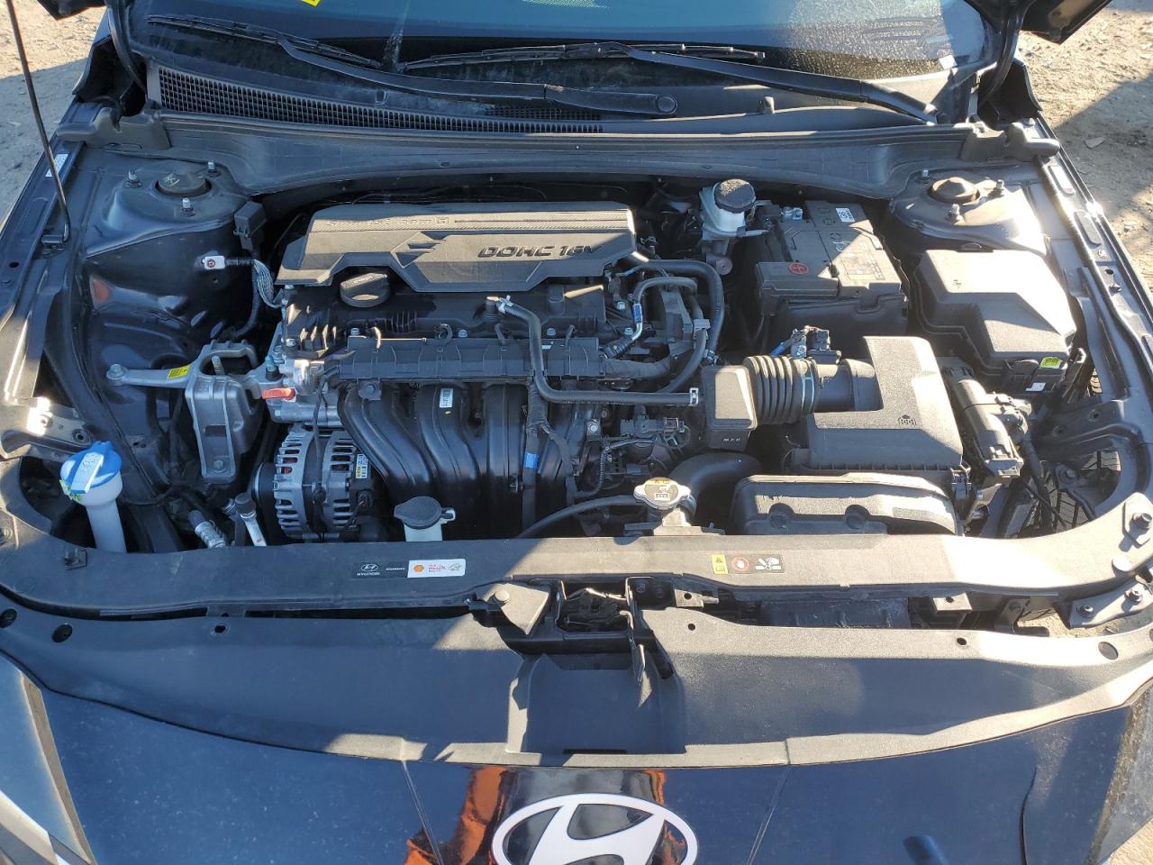 2024 Hyundai Elantra - Image 11