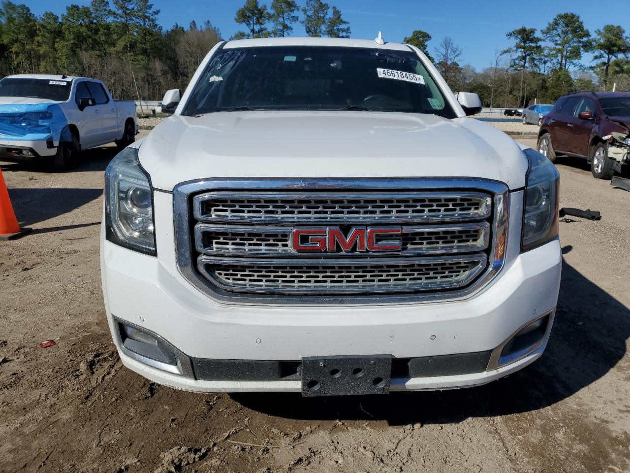 2017 GMC Yukon - Image 5