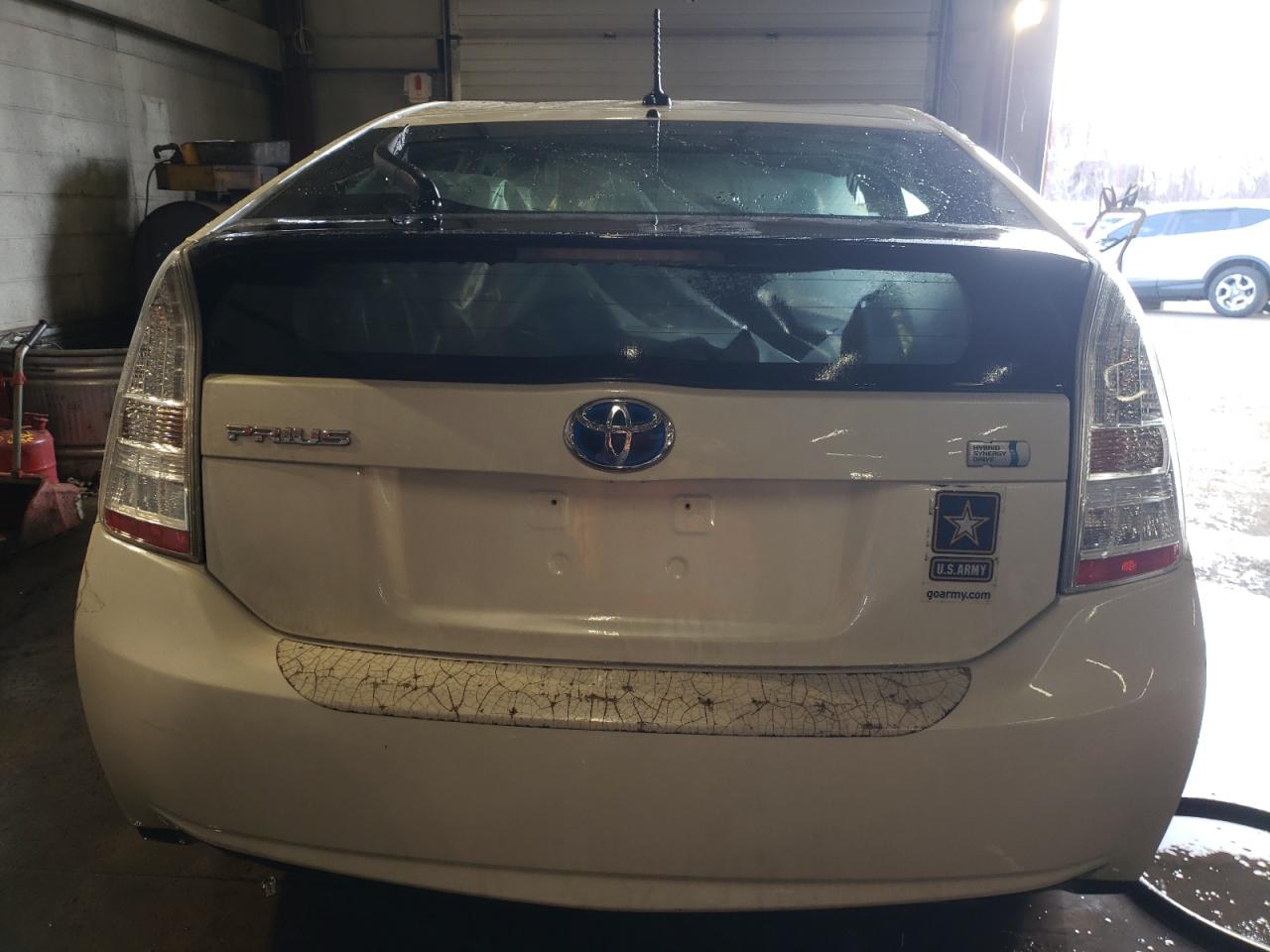 2010 Toyota Prius - Image 6