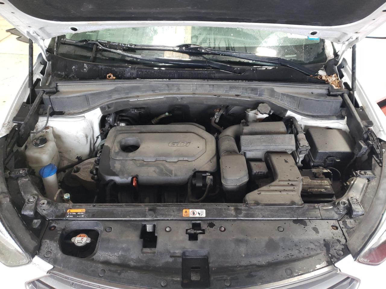2017 Hyundai Santa Fe - Image 12