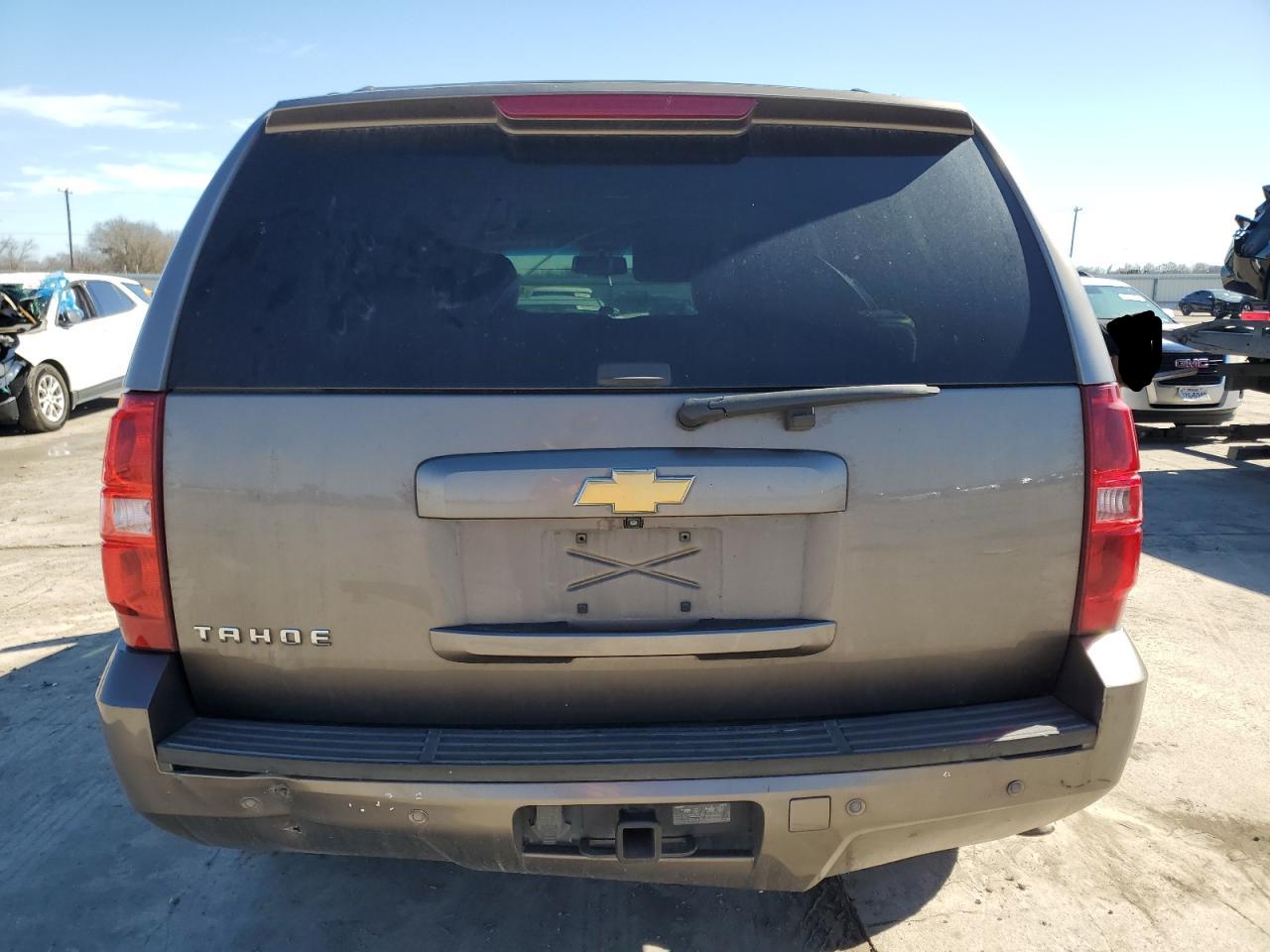2013 Chevrolet Tahoe - Image 6