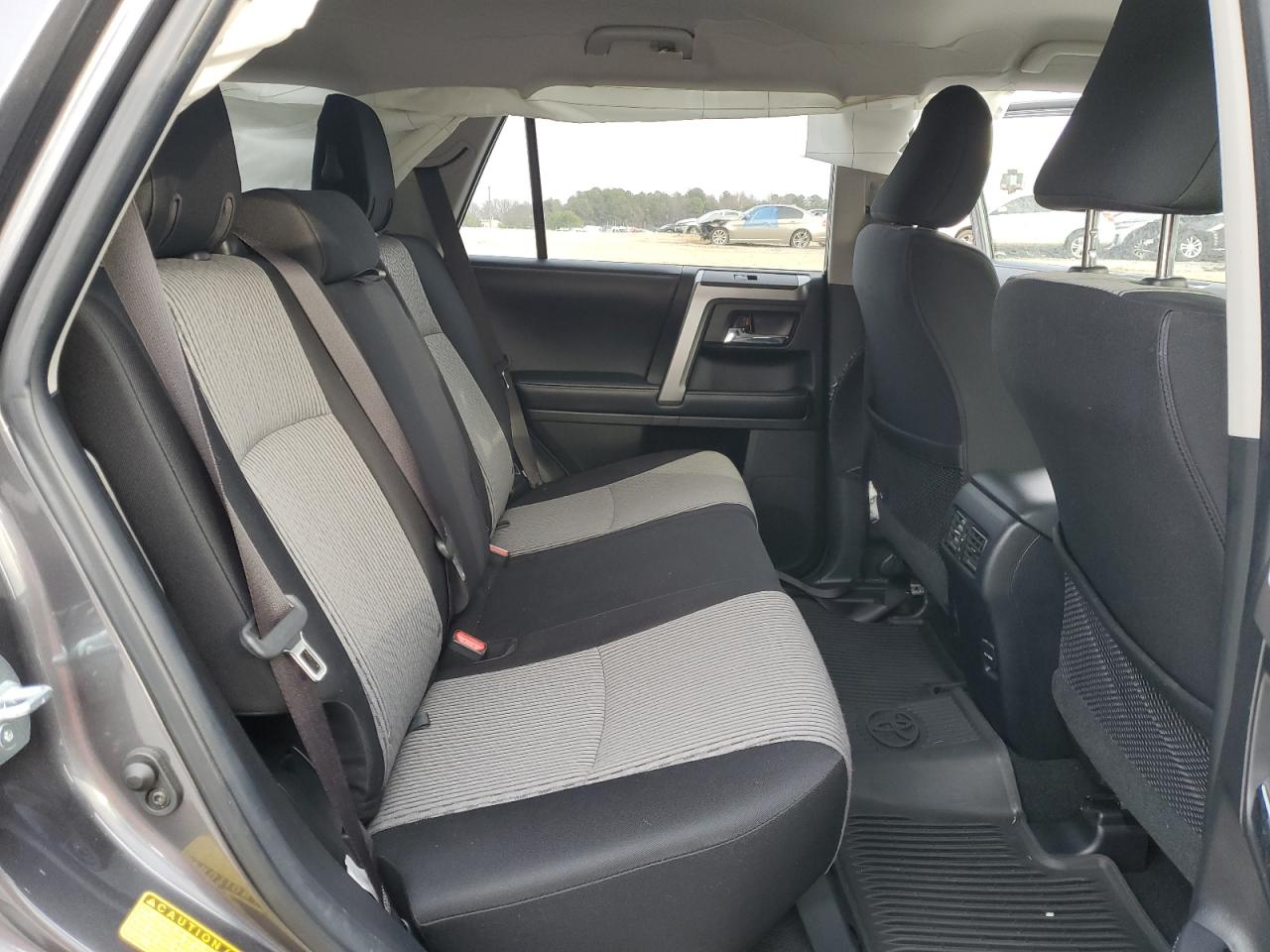 2019 Toyota 4Runner - Image 12