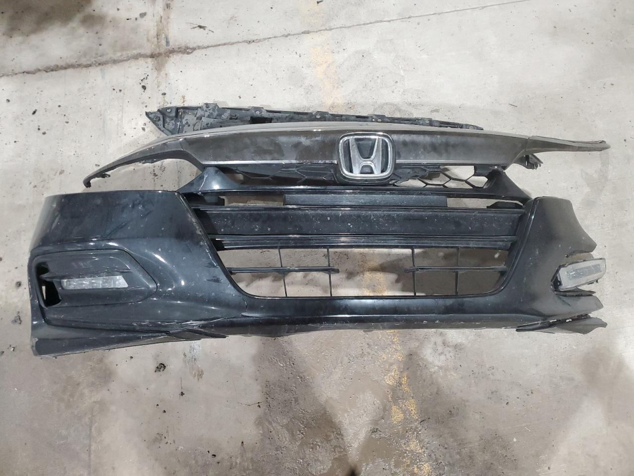 2019 Honda Accord - Image 13