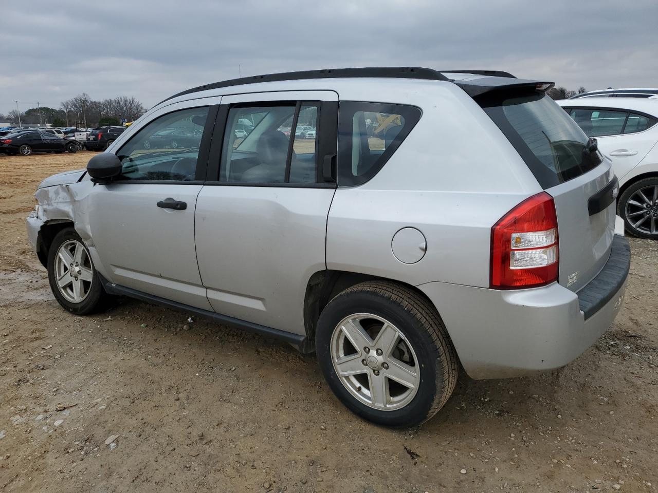 2007 Jeep Compass - Image 2