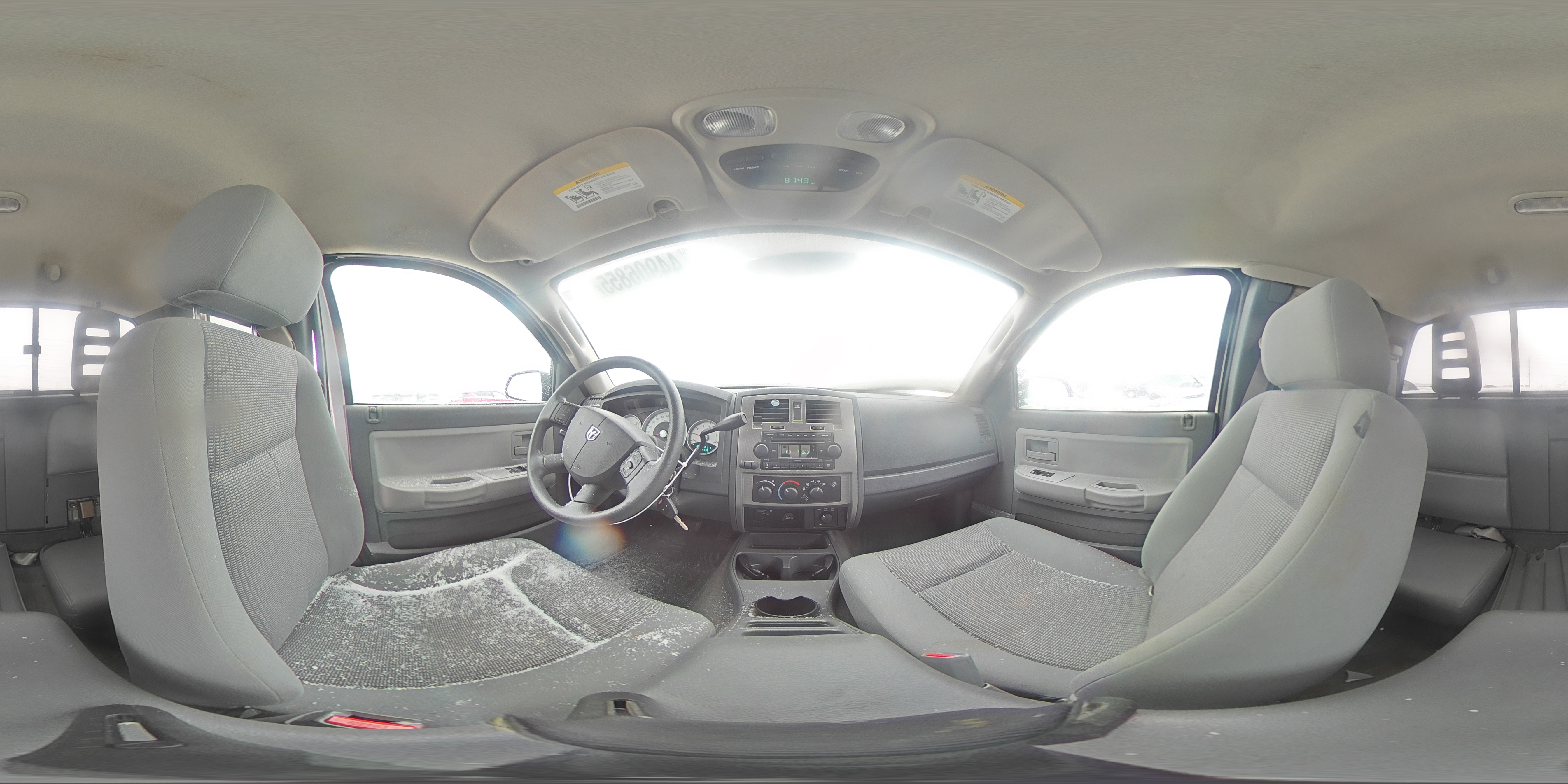 2007 Dodge Dakota - Image 13