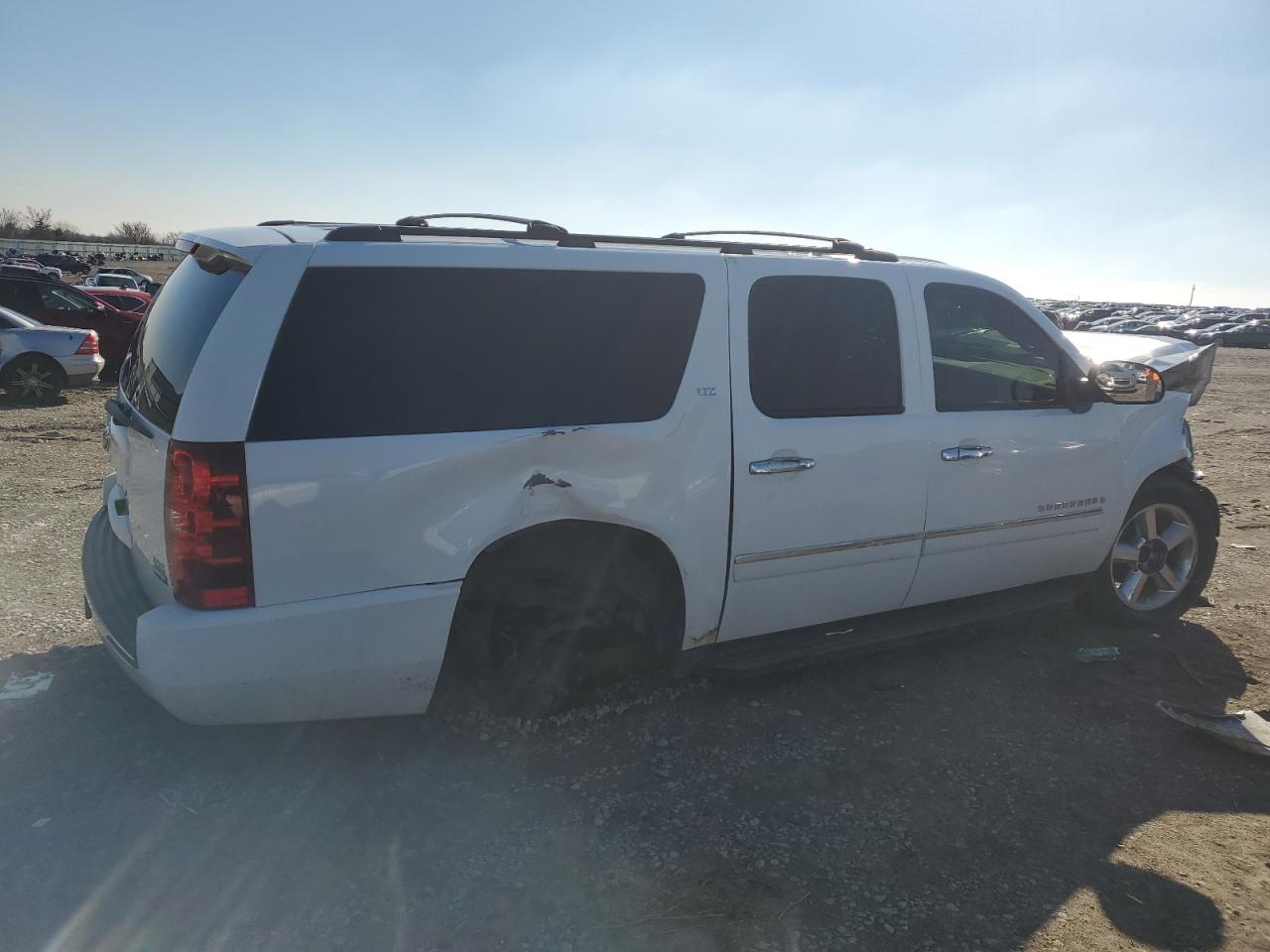 2009 Chevrolet Suburban - Image 3