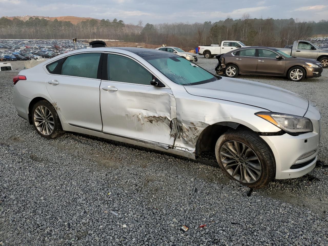 2016 Hyundai Genesis - Image 4