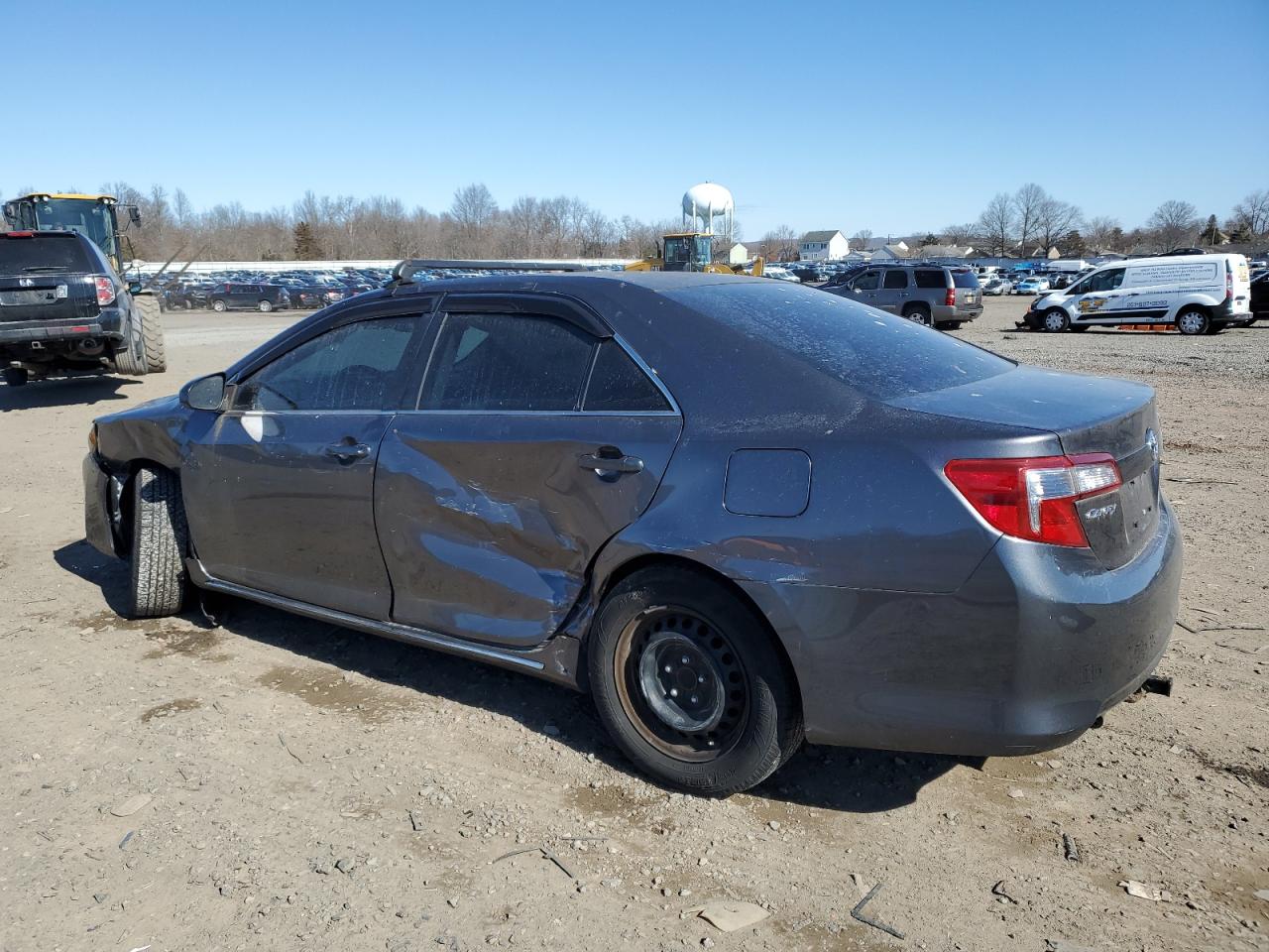 2014 Toyota Camry - Image 2