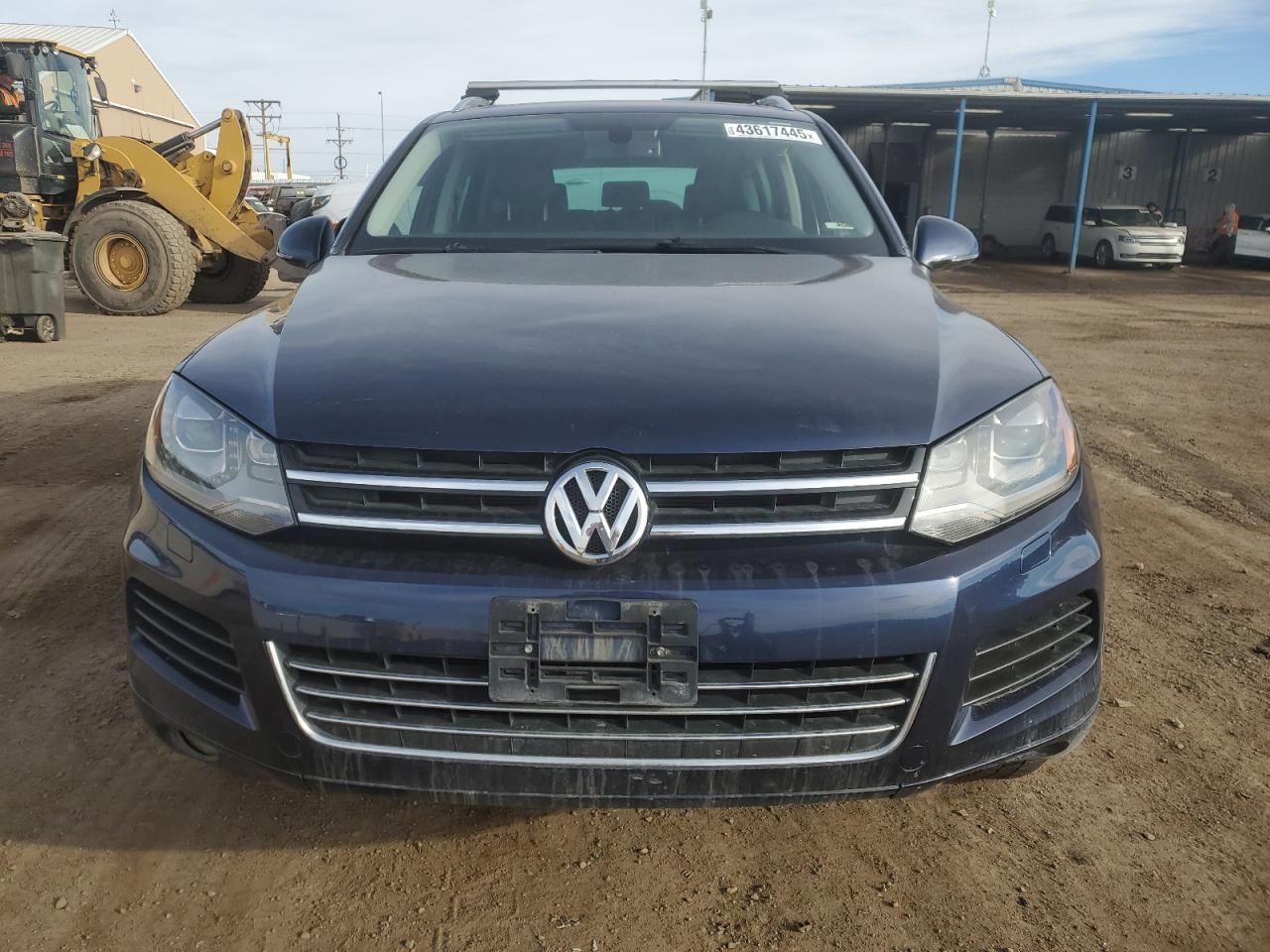 2014 Volkswagen Touareg - Image 5
