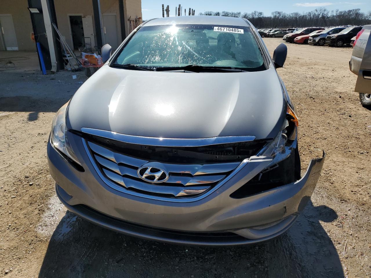 2012 Hyundai Sonata - Image 5