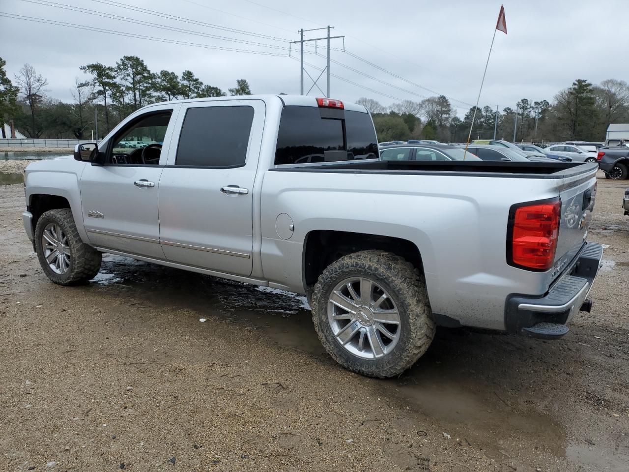 2014 Chevrolet Silverado - Image 2