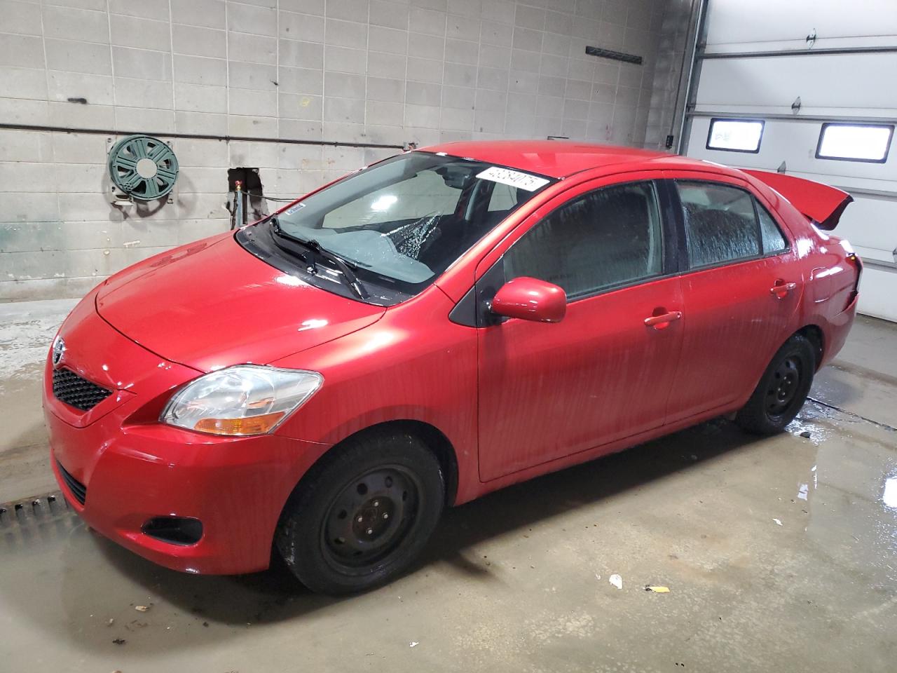 2009 Toyota Yaris - Image 1