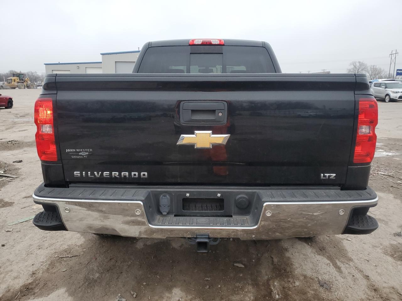 2015 Chevrolet Silverado - Image 6