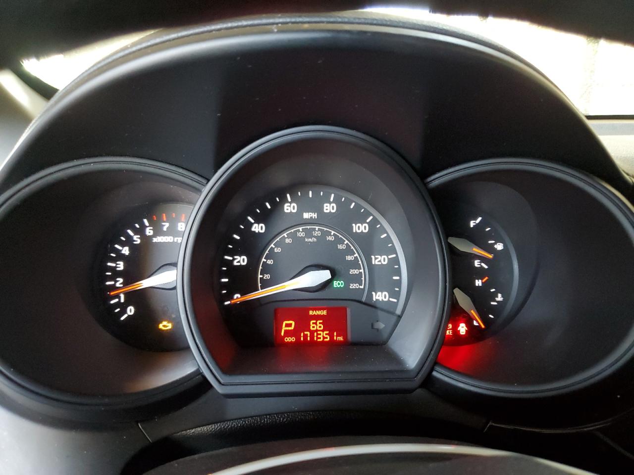 2016 Kia Rio - Image 9