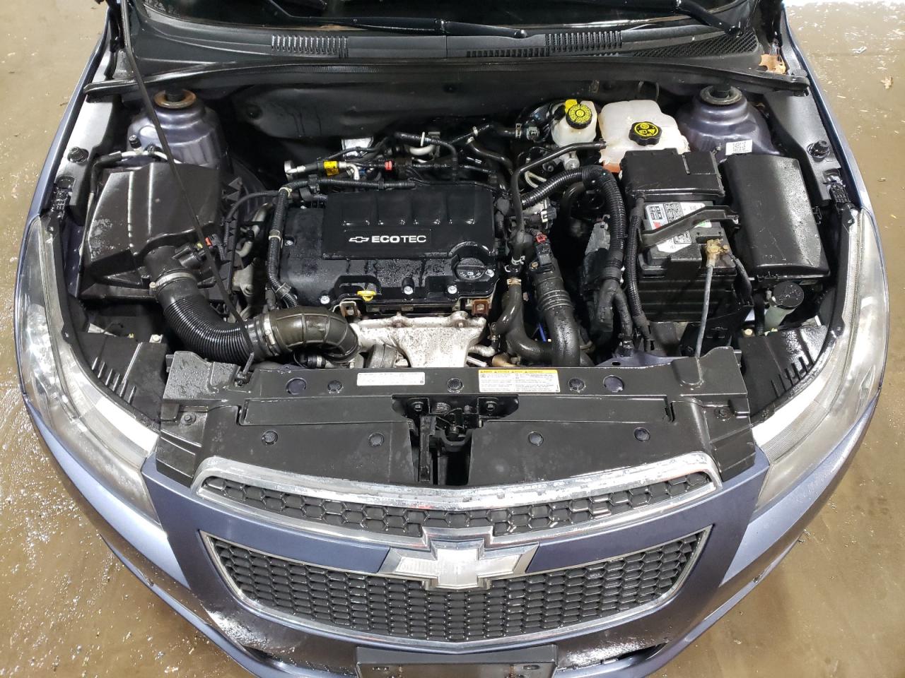 2014 Chevrolet Cruze - Image 11