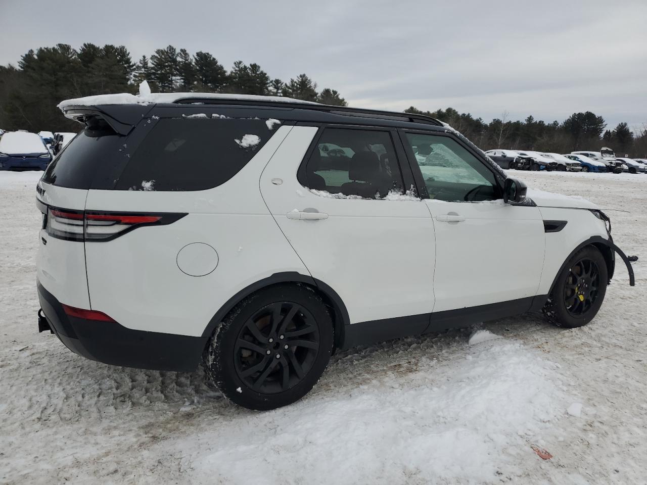 2020 Land Rover Discovery - Image 3