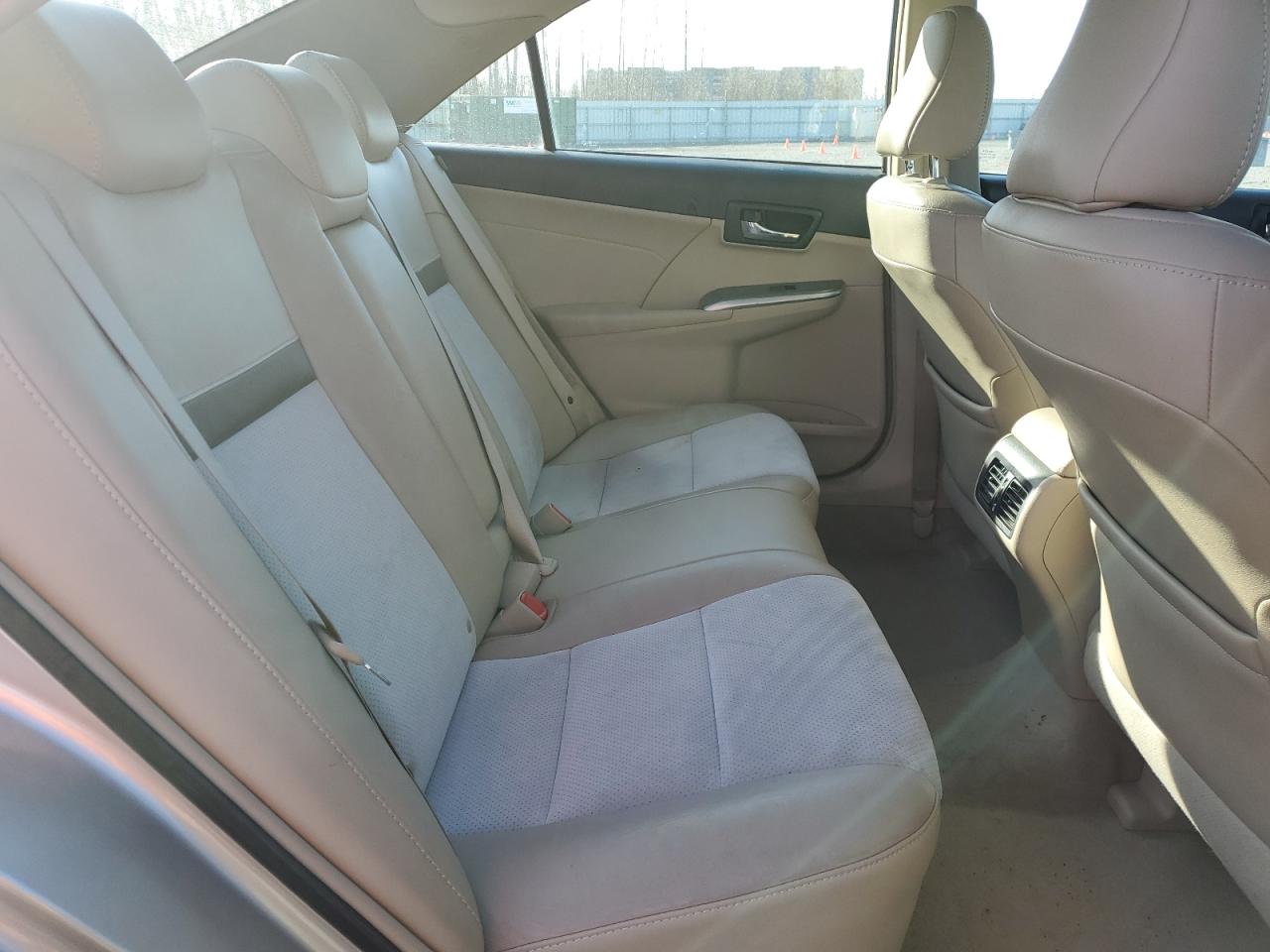 2013 Toyota Camry - Image 10