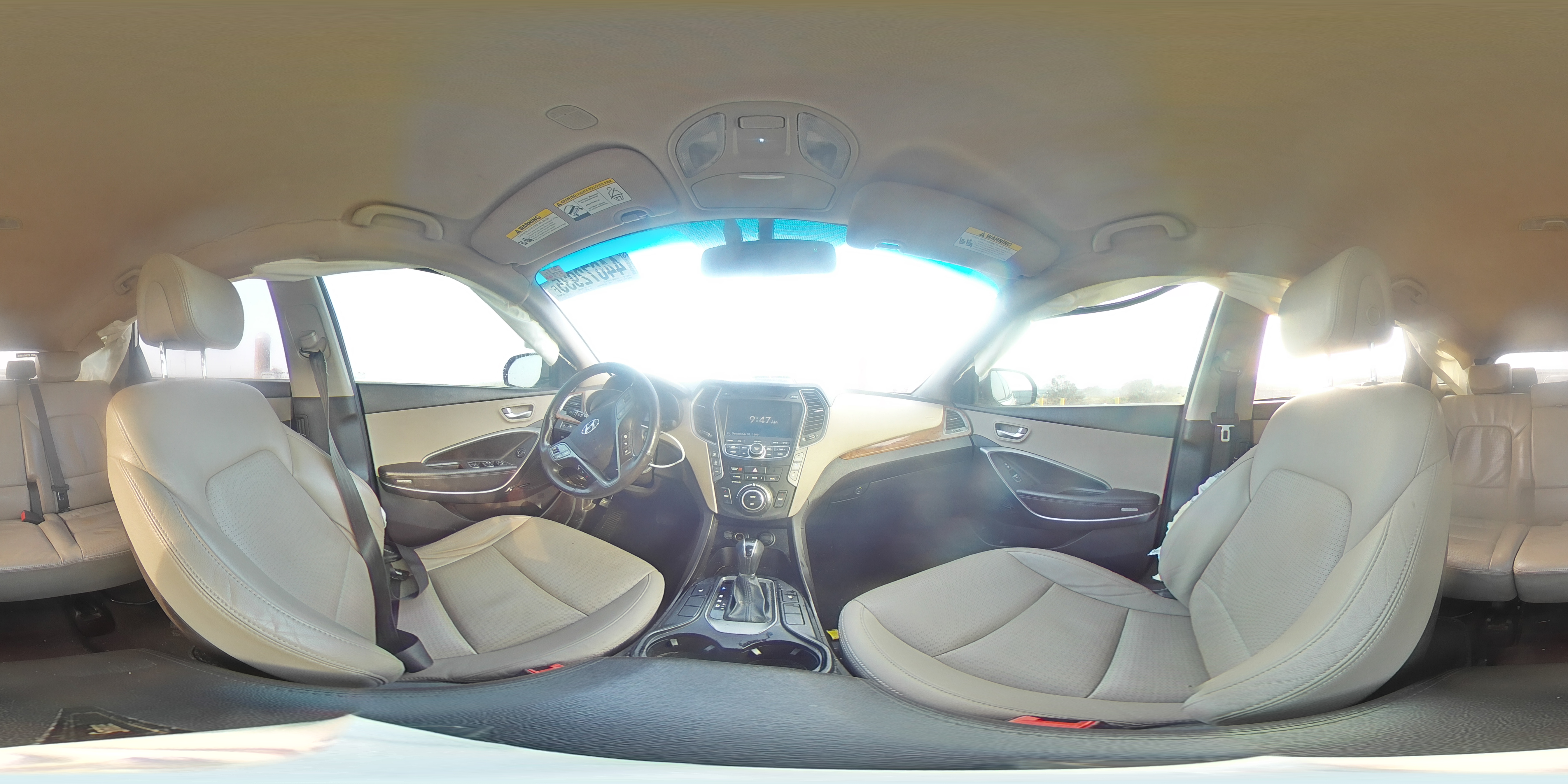2013 Hyundai Santa Fe - Image 14