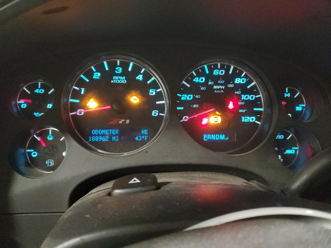 2011 GMC Sierra - Image 9