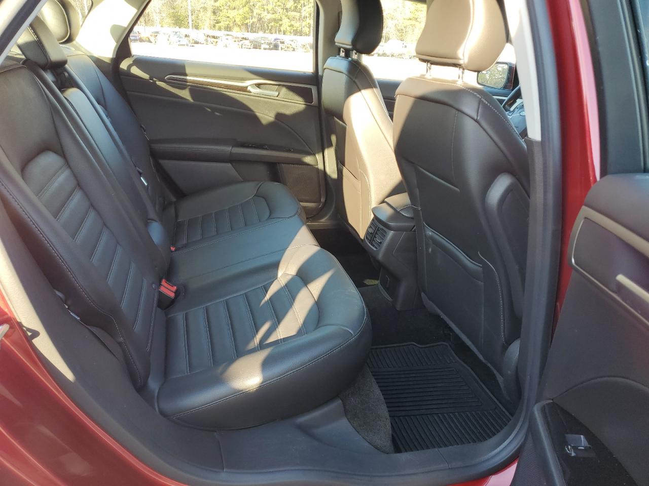 2016 Ford Fusion - Image 10