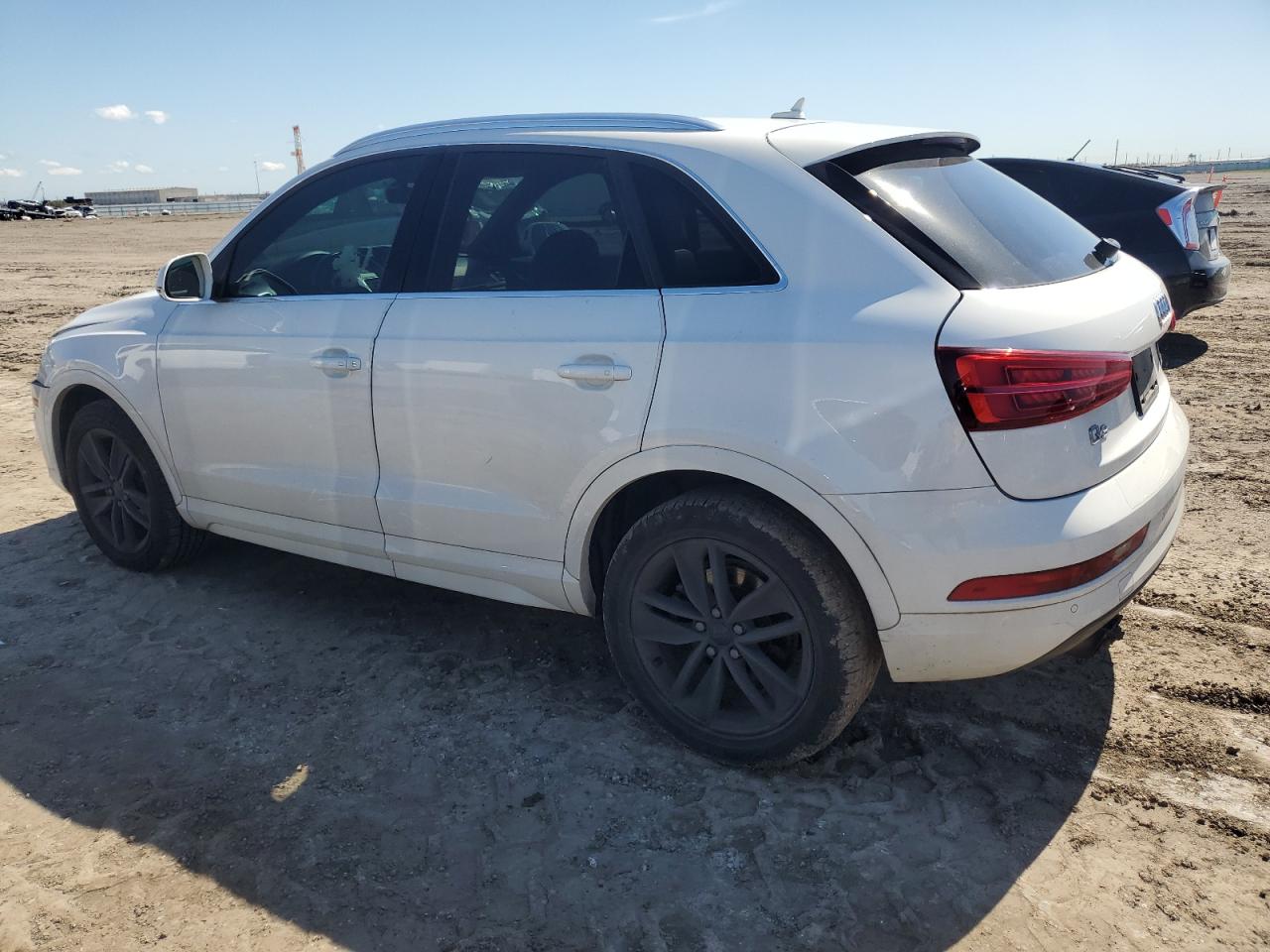 2017 Audi Q3 - Image 2