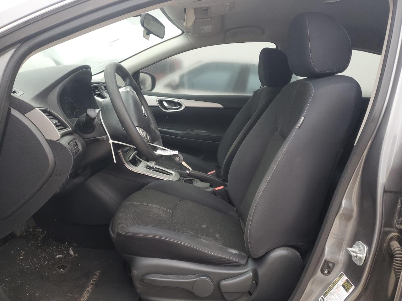 2015 Nissan Sentra - Image 7