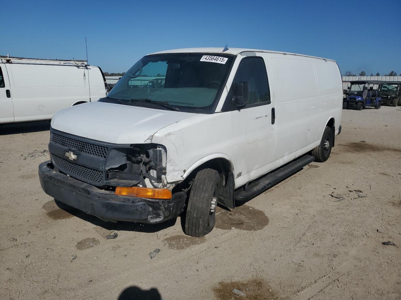 2010 Chevrolet Express - Image 1