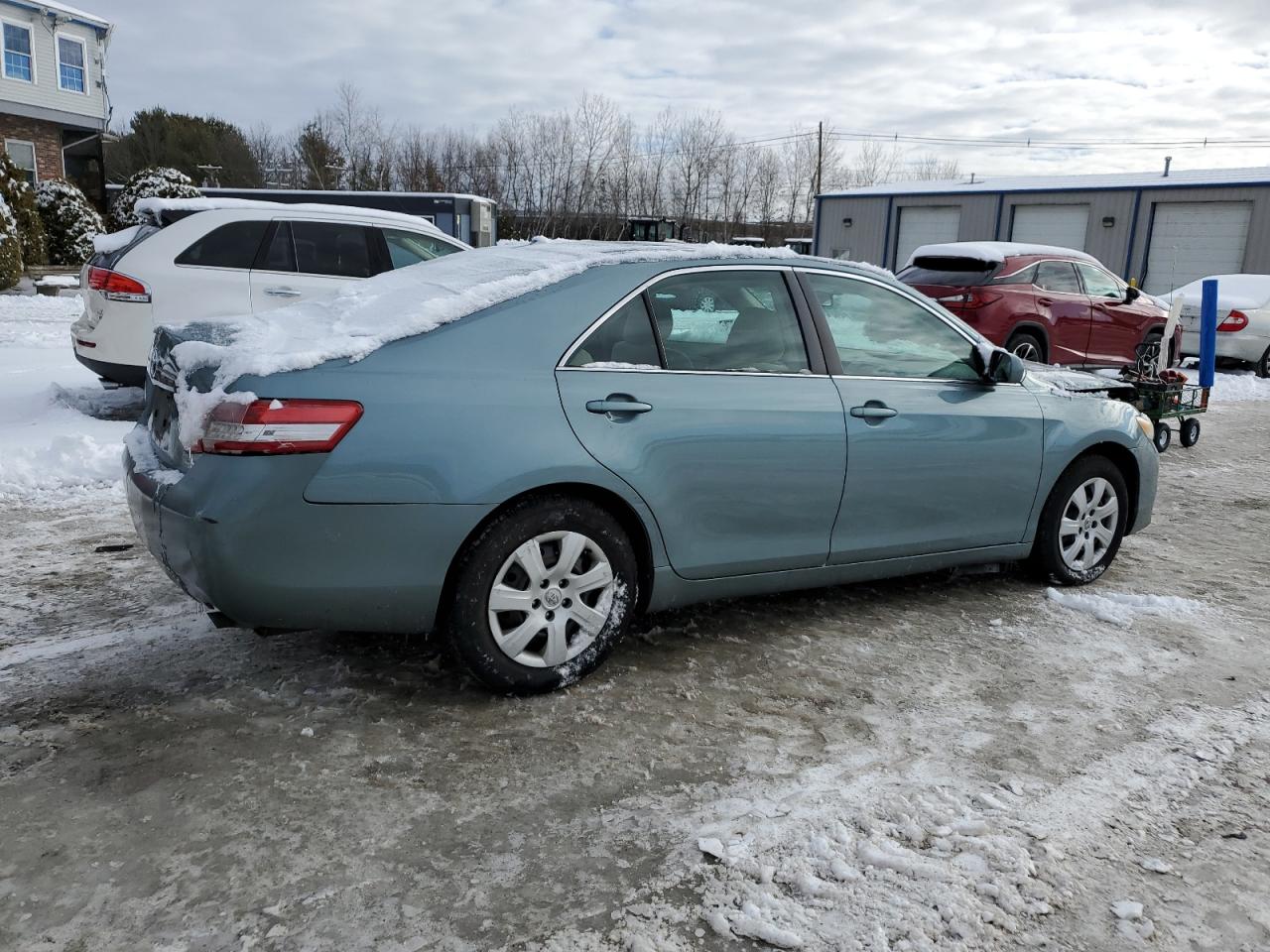2010 Toyota Camry - Image 3