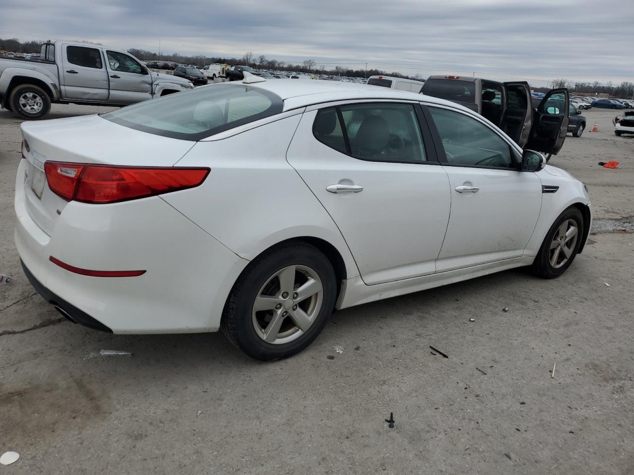 2015 Kia Optima - Image 3