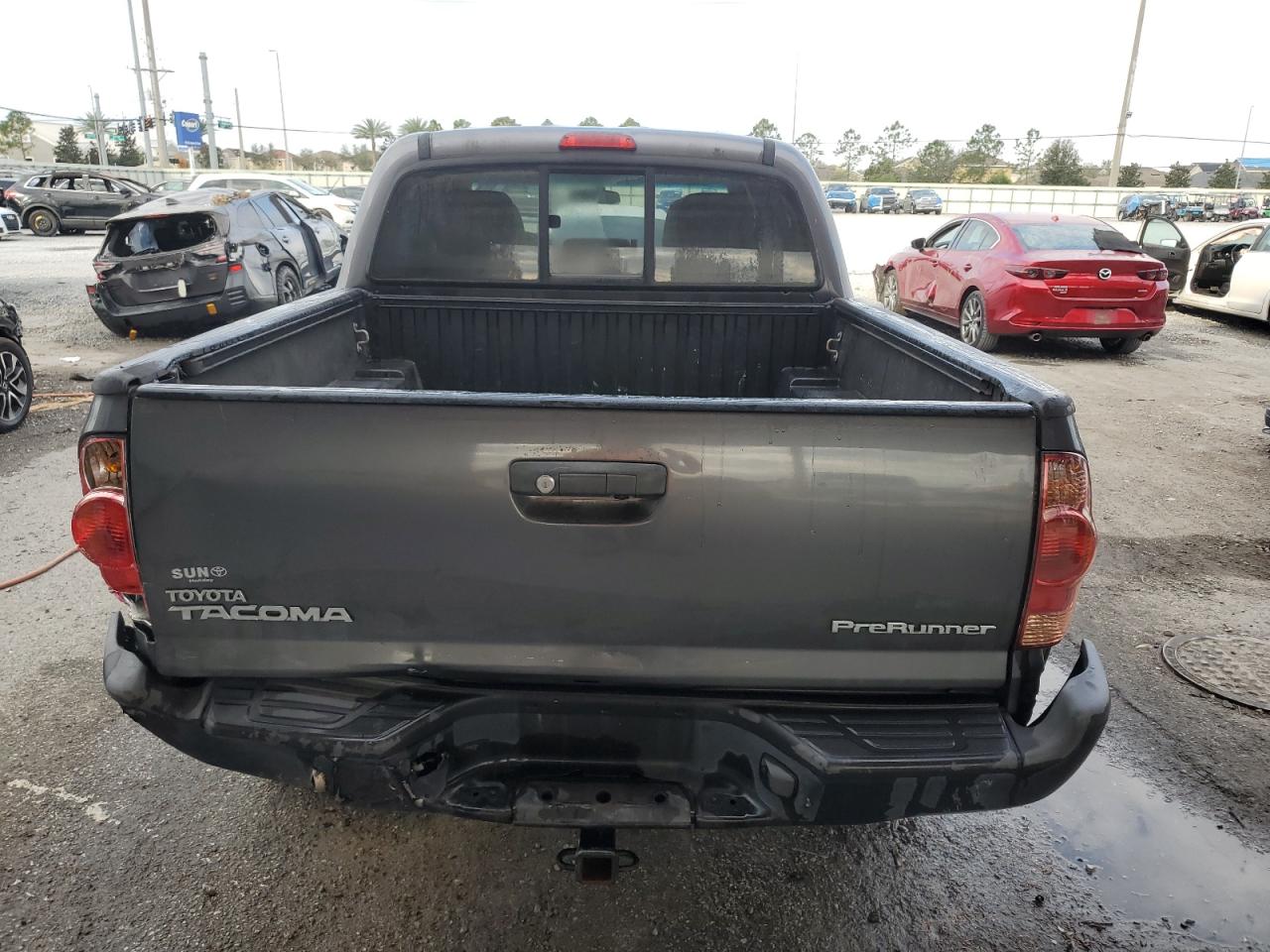 2015 Toyota Tacoma - Image 6
