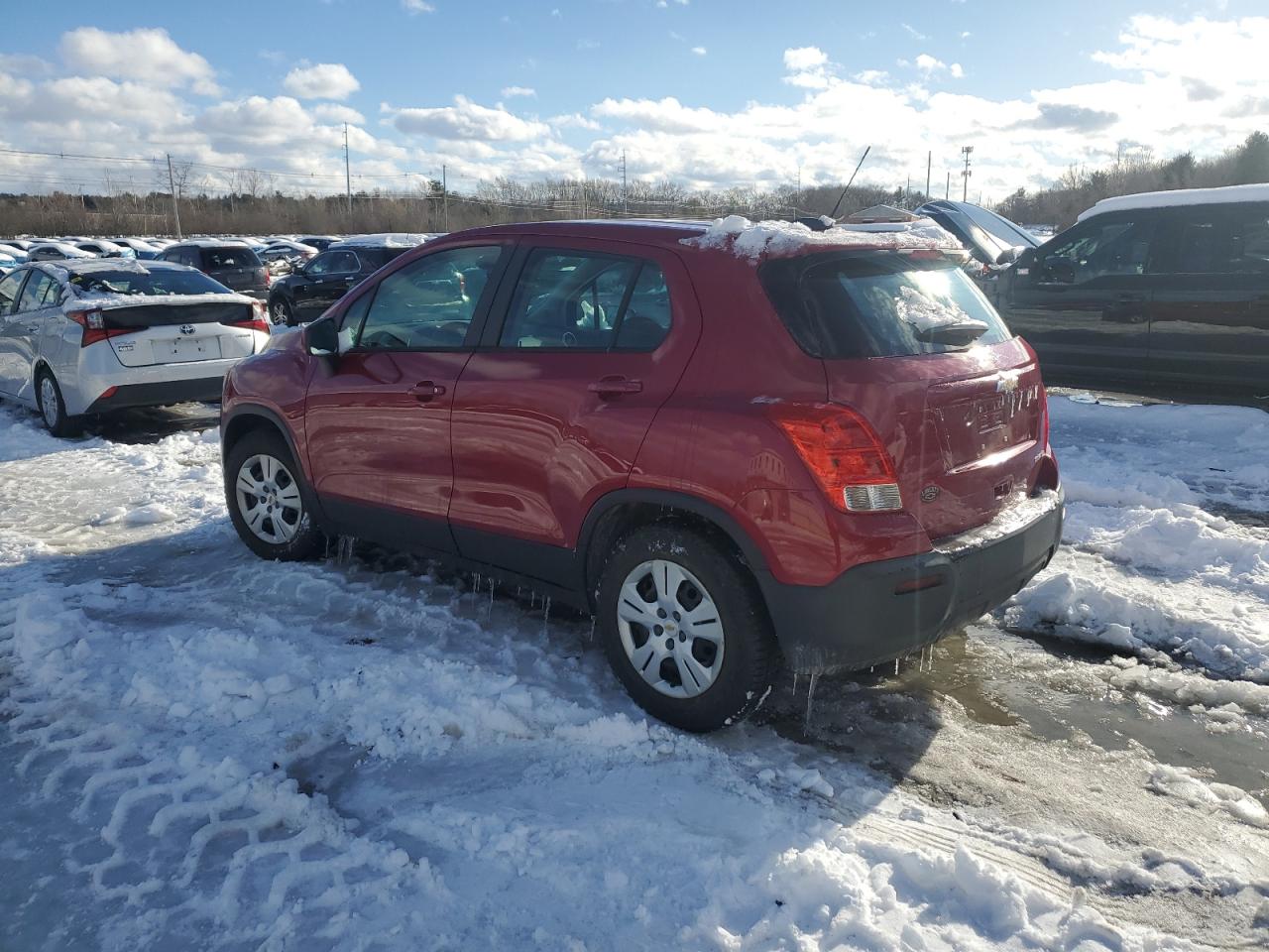 2015 Chevrolet Trax - Image 2