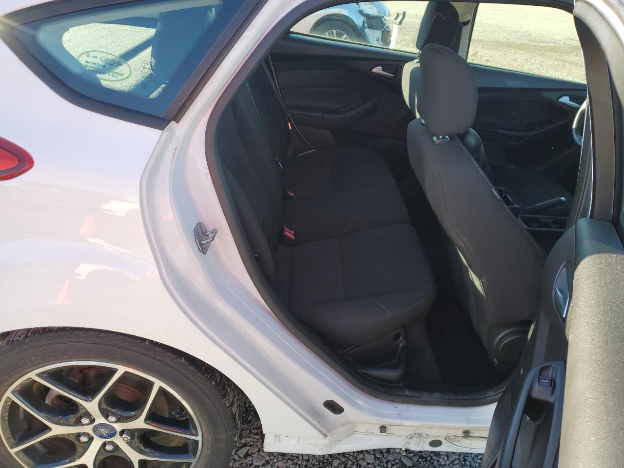 2015 Ford Focus - Image 11