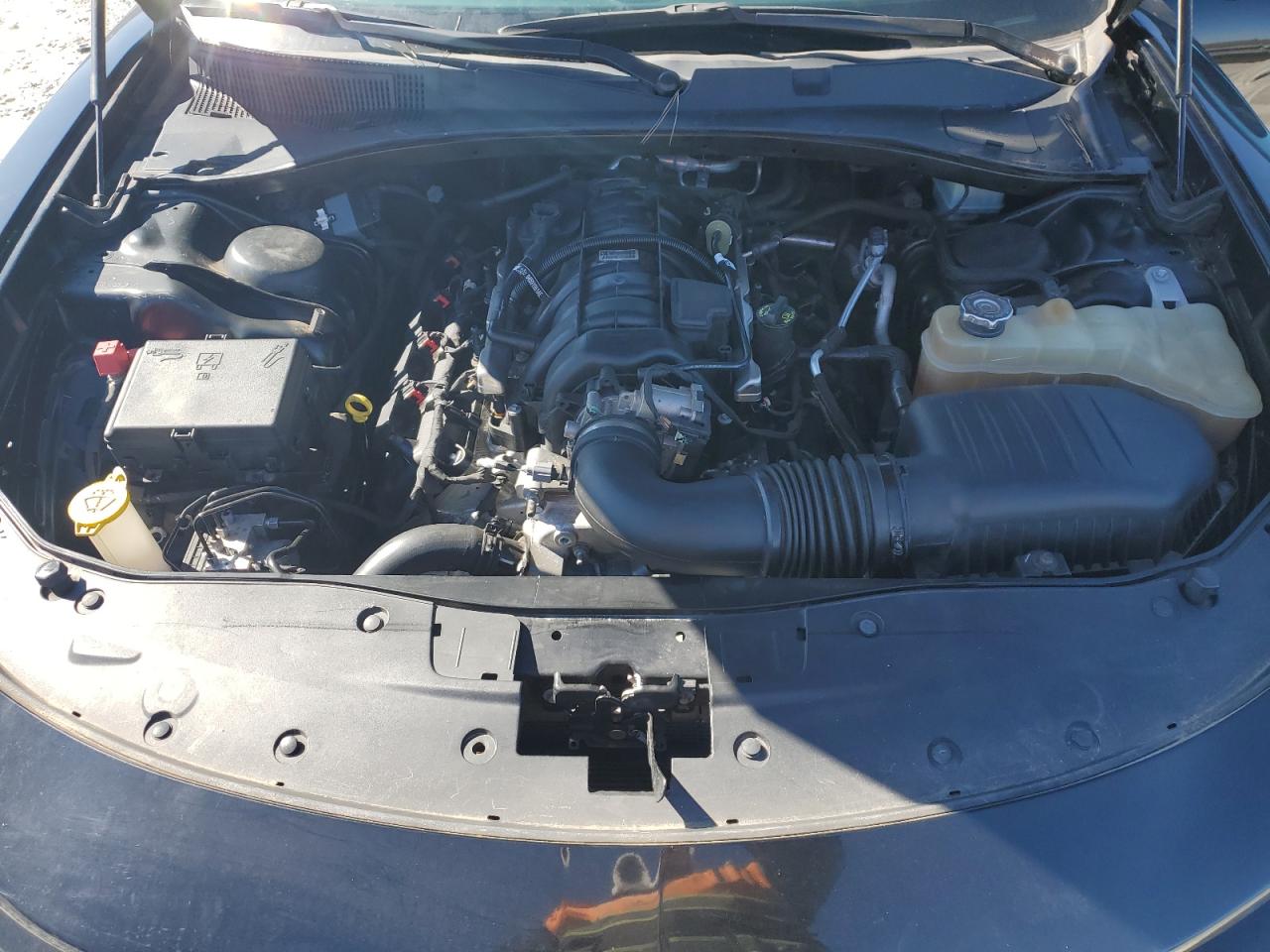 2019 Dodge Charger - Image 12
