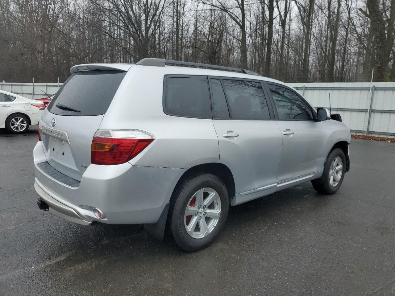 2010 Toyota Highlander - Image 3