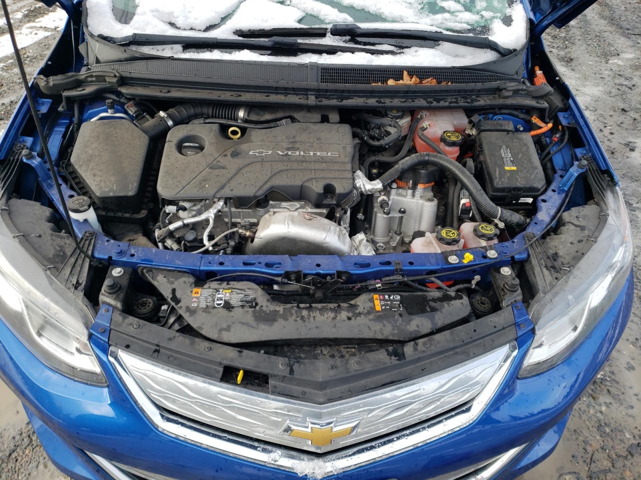 2018 Chevrolet Volt - Image 11