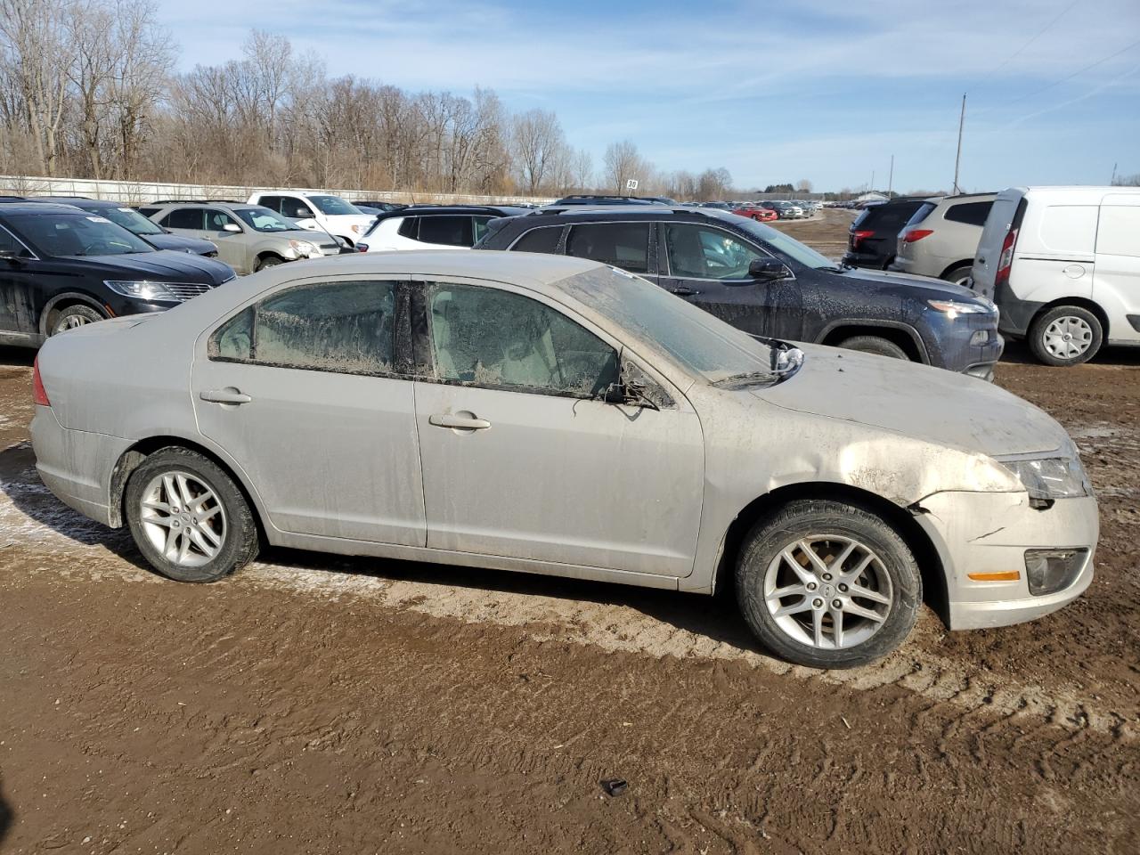 2010 Ford Fusion - Image 4