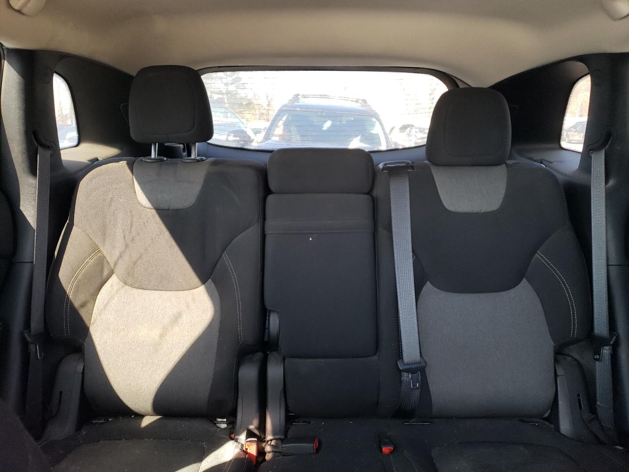 2018 Jeep Grand Cherokee - Image 10