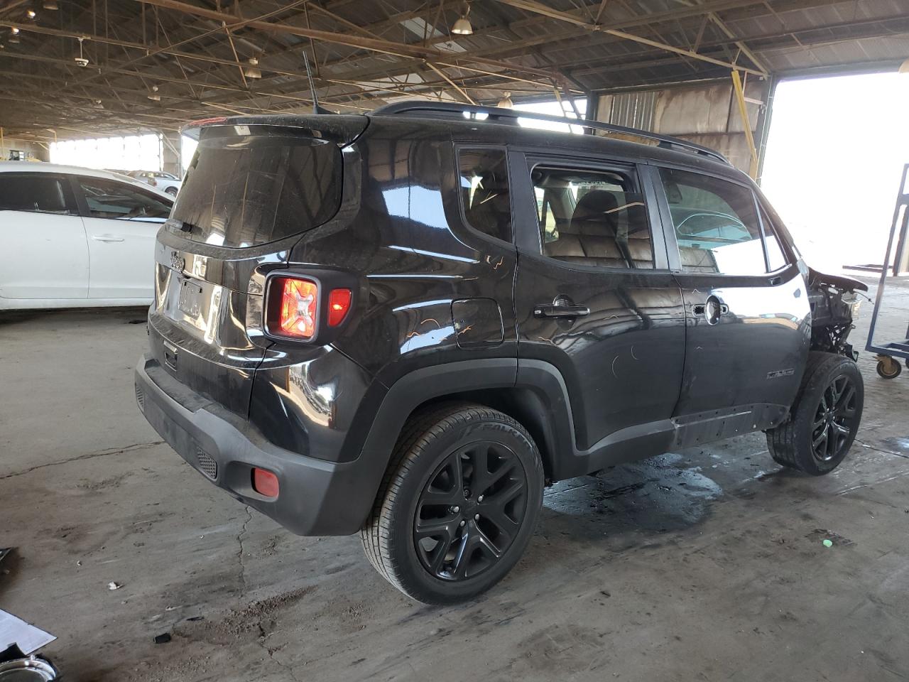 2018 Jeep Renegade - Image 3