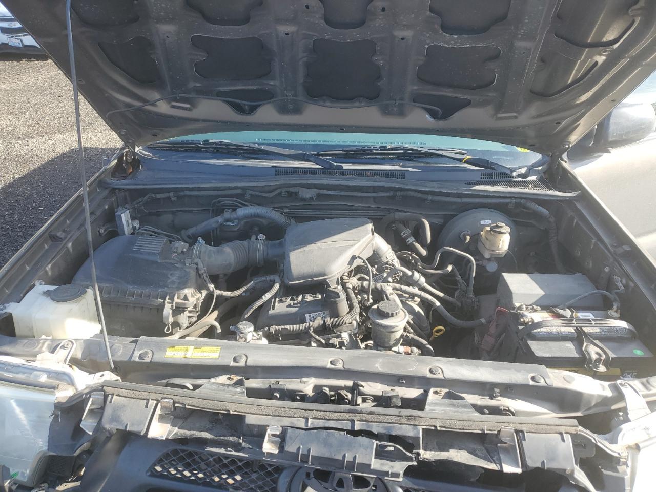 2014 Toyota Tacoma - Image 13