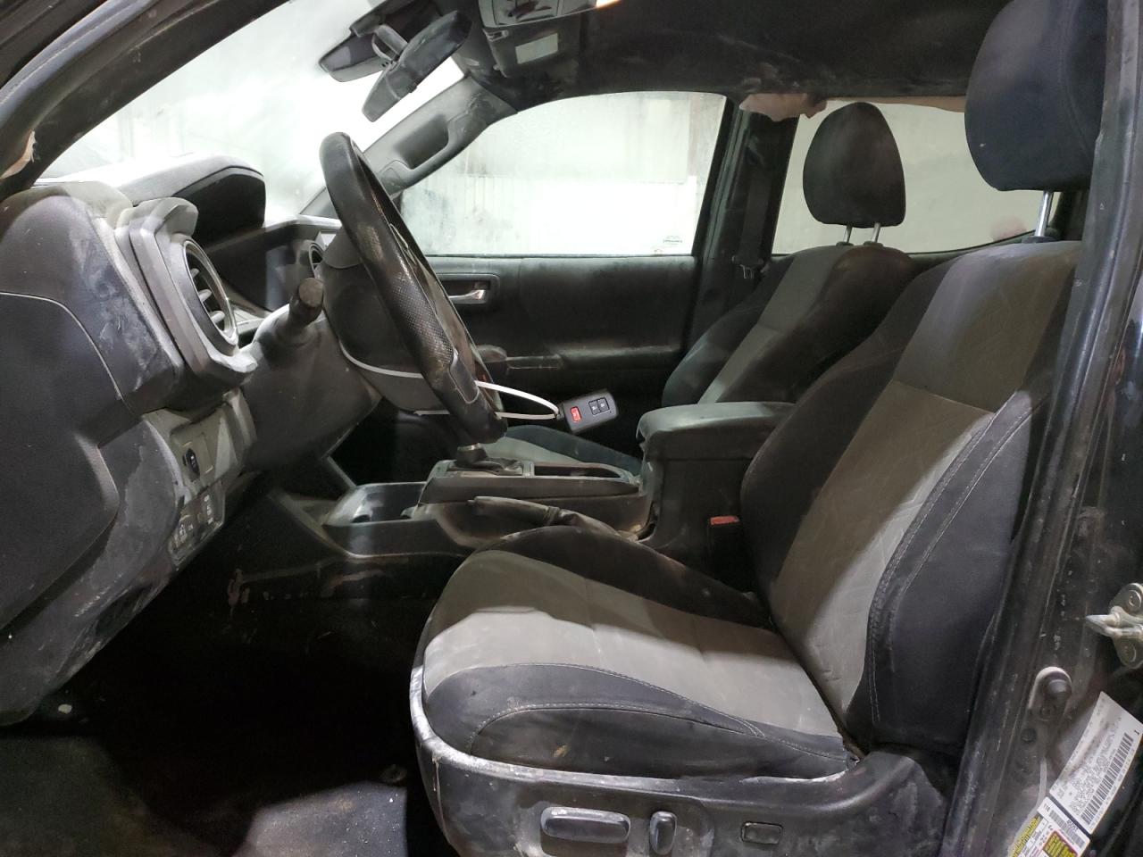 2020 Toyota Tacoma - Image 7