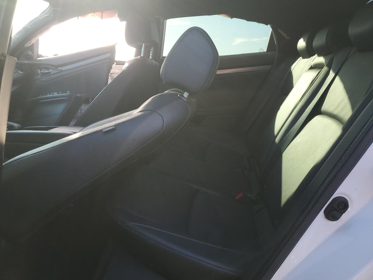 2017 Honda Civic - Image 10
