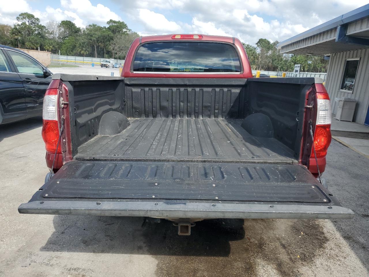 2004 Toyota Tundra - Image 6