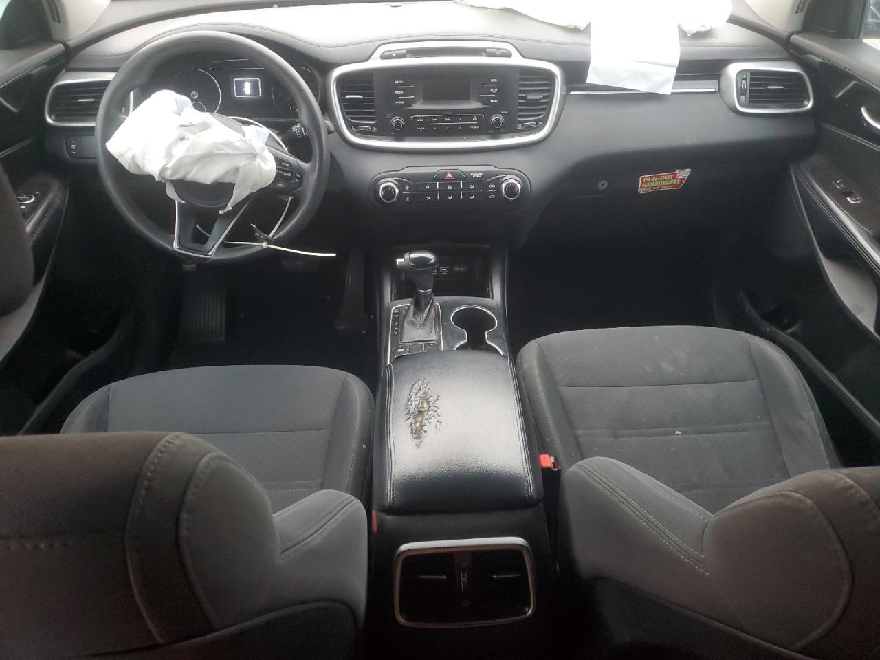 2017 Kia Sorento - Image 8