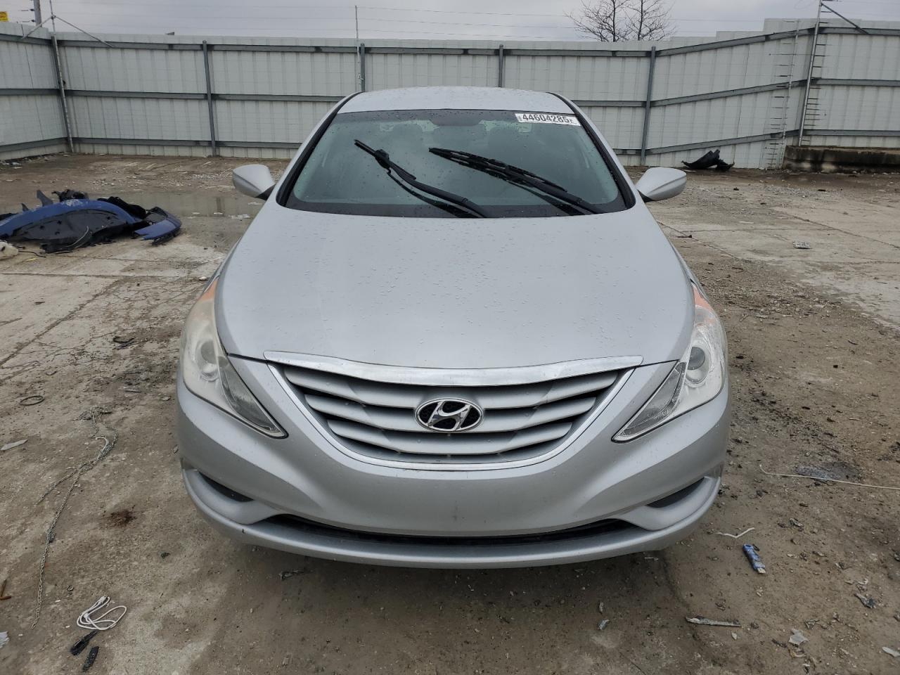 2011 Hyundai Sonata - Image 5