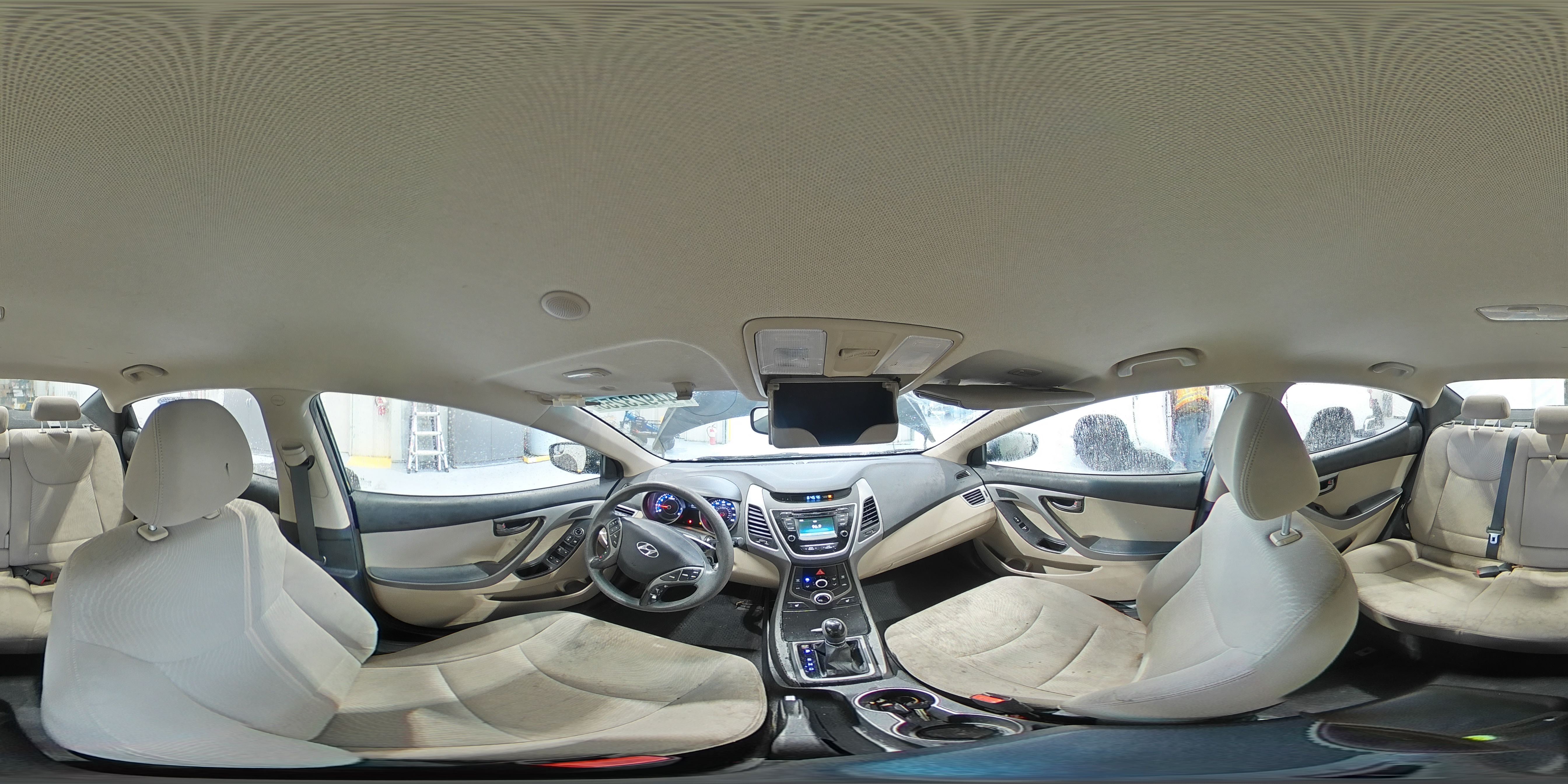 2014 Hyundai Elantra - Image 13
